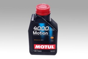 Motoröl 15W-40 MOTUL / 1 Liter Gebinde